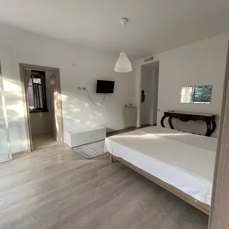 Luxury דירה קאסרטה